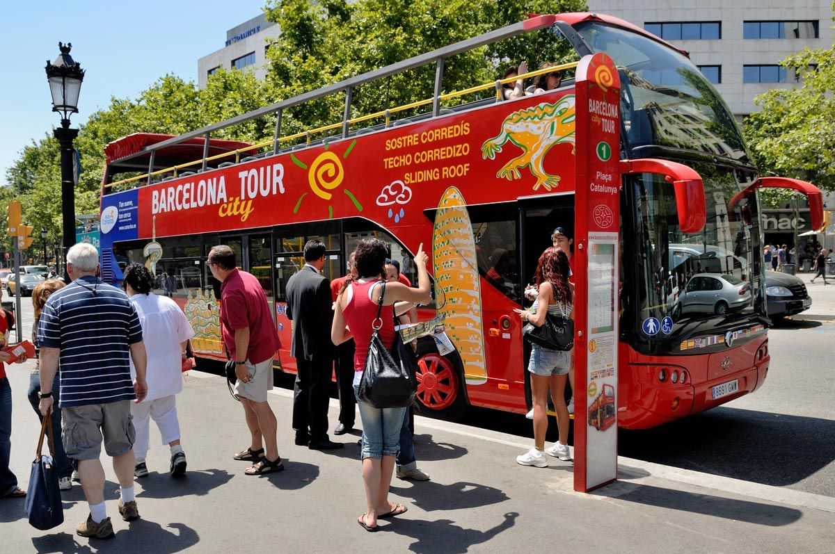 Hop-On Hop-Off Bus Tours in Barcelona