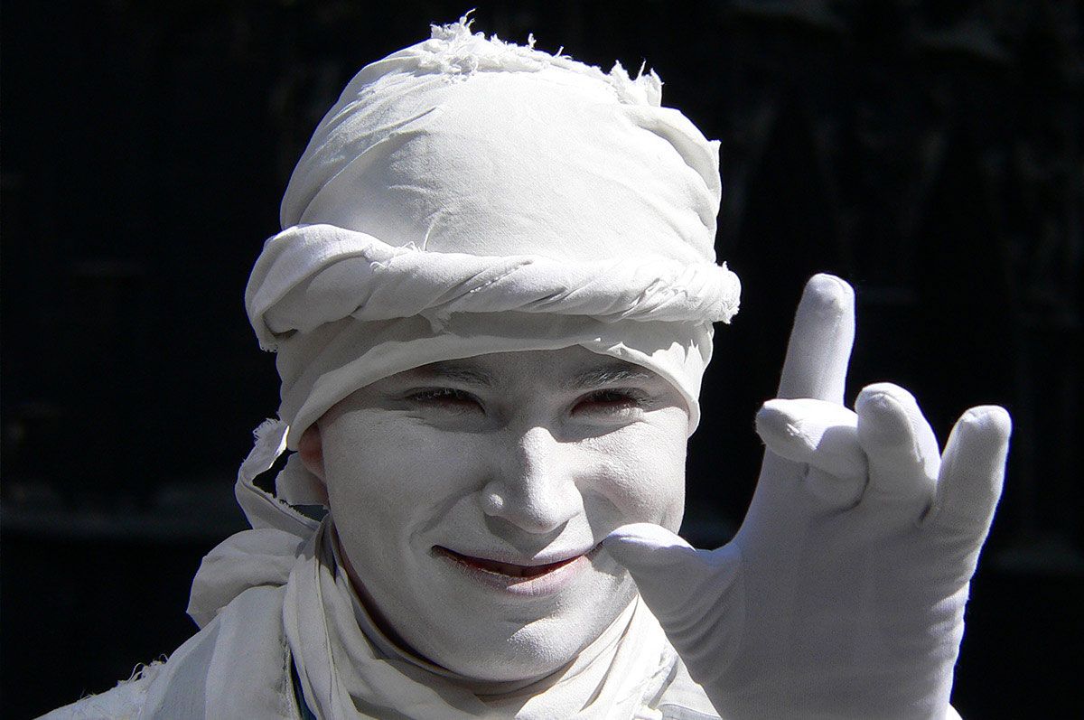 Street Performer on Las Ramblas in Barcelona