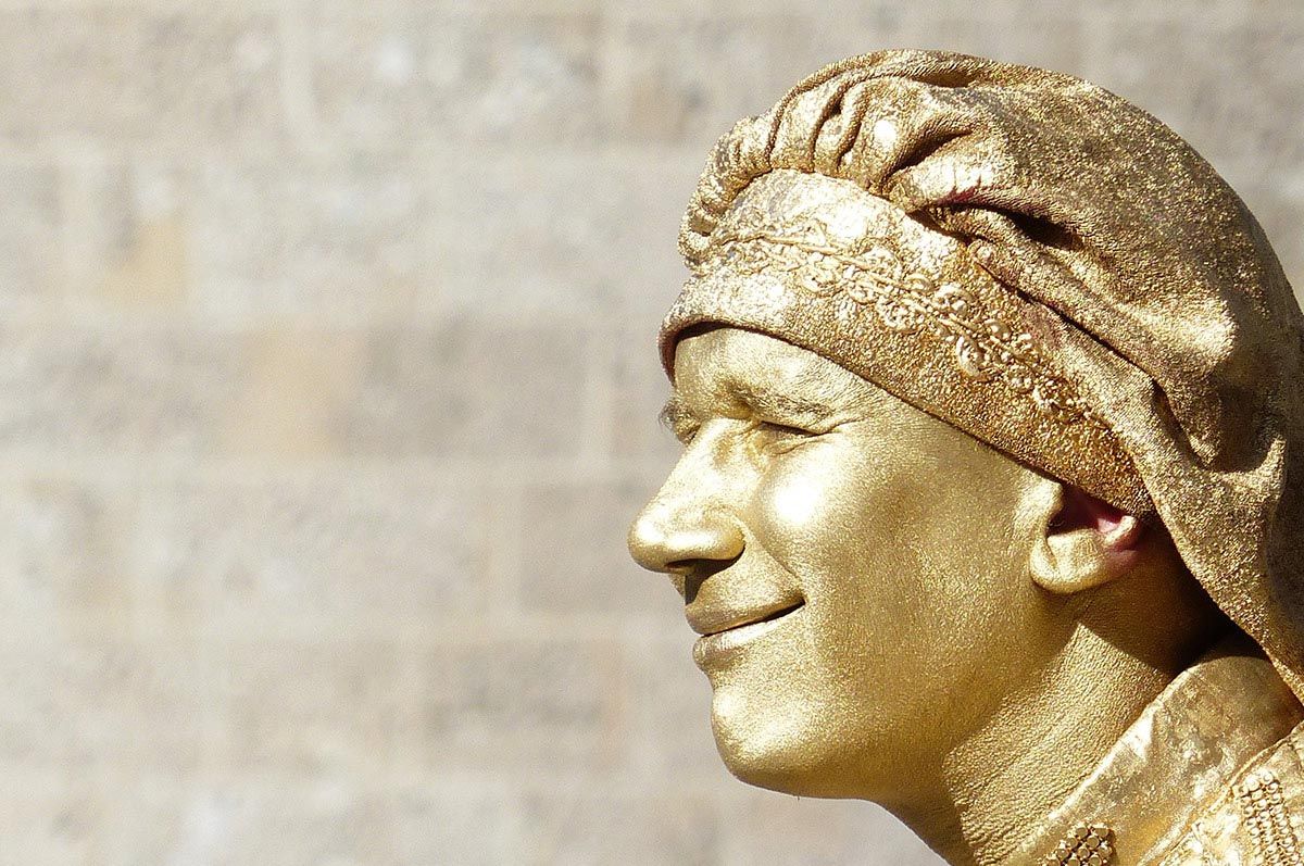 Street Performer on Las Ramblas in Barcelona