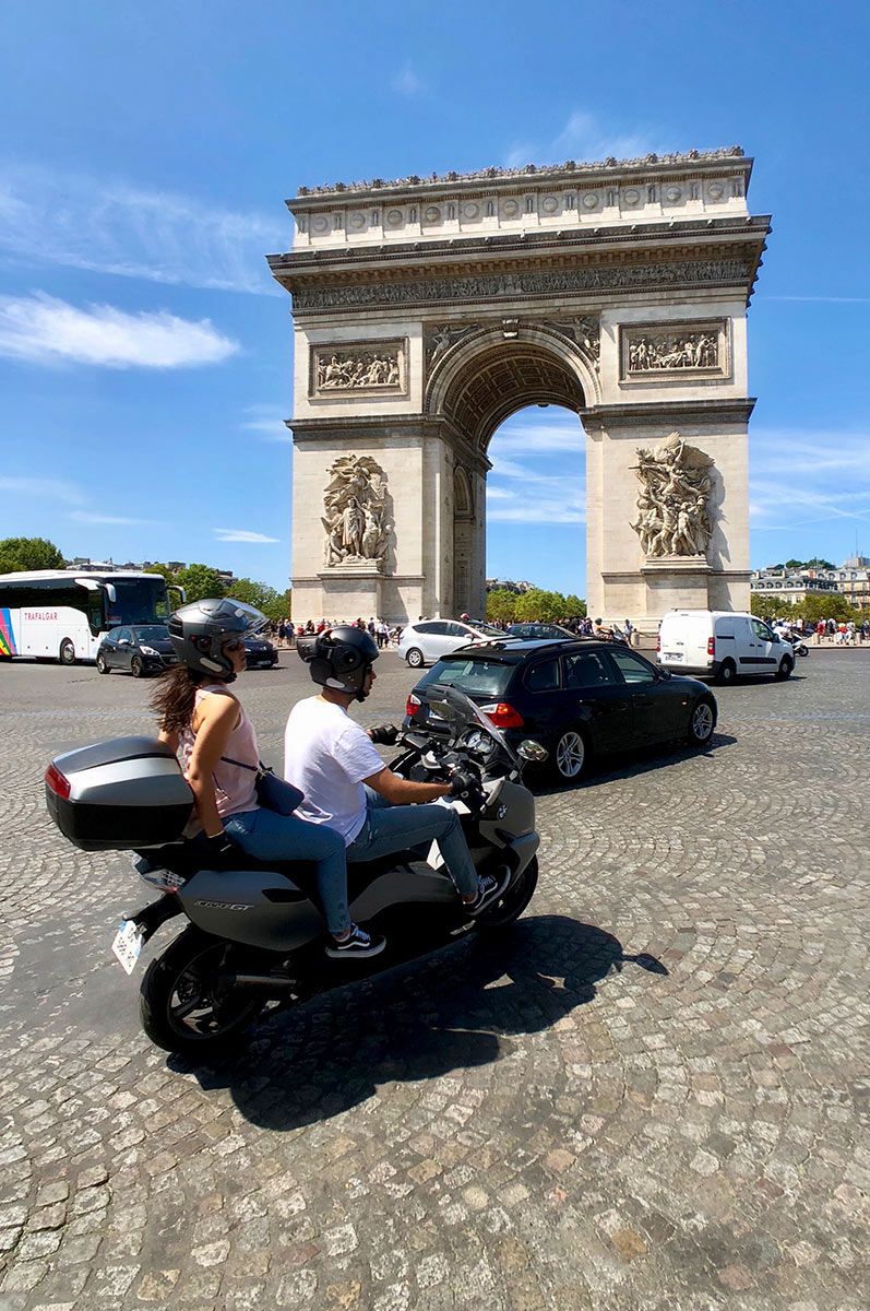 Wide Angle Moment Lens Photo