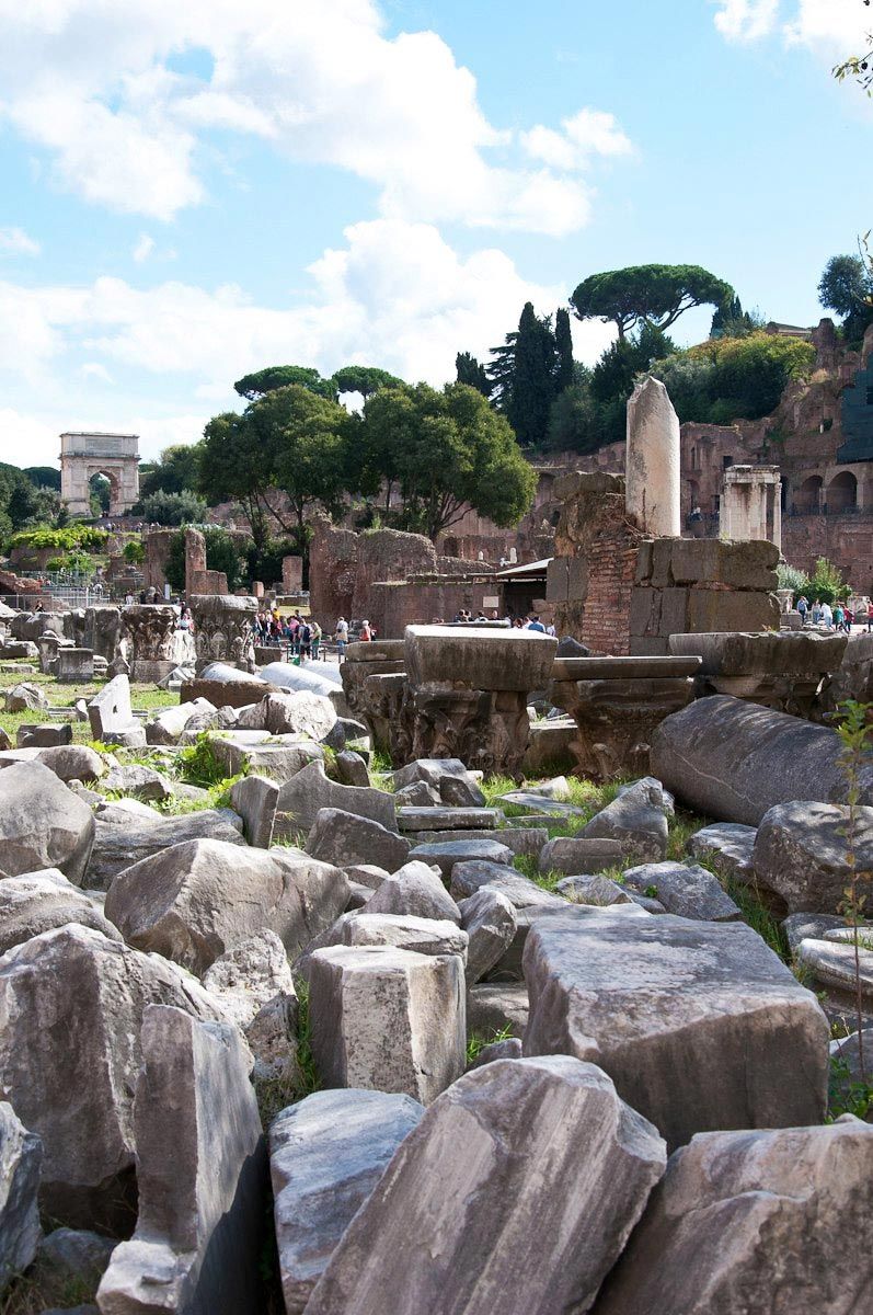 Arch of Titus (AD 82)